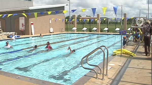 Baton Rouge YMCA Offering Free Swimming Lessons