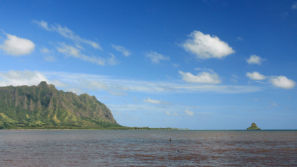 83-year-old freediver dies in Kaneohe Bay