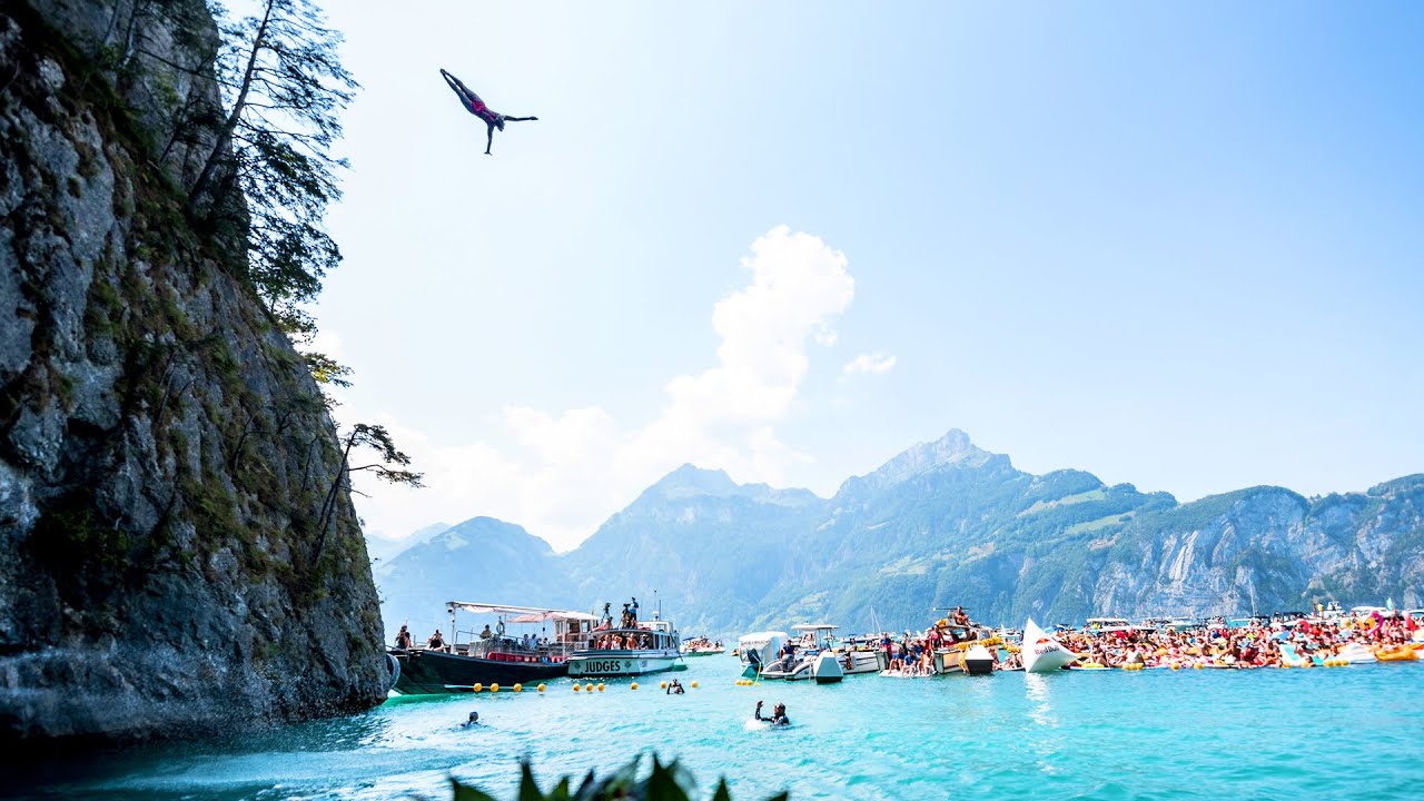 4 Minutes Of Pure Cliff Diving Bliss | Red Bull