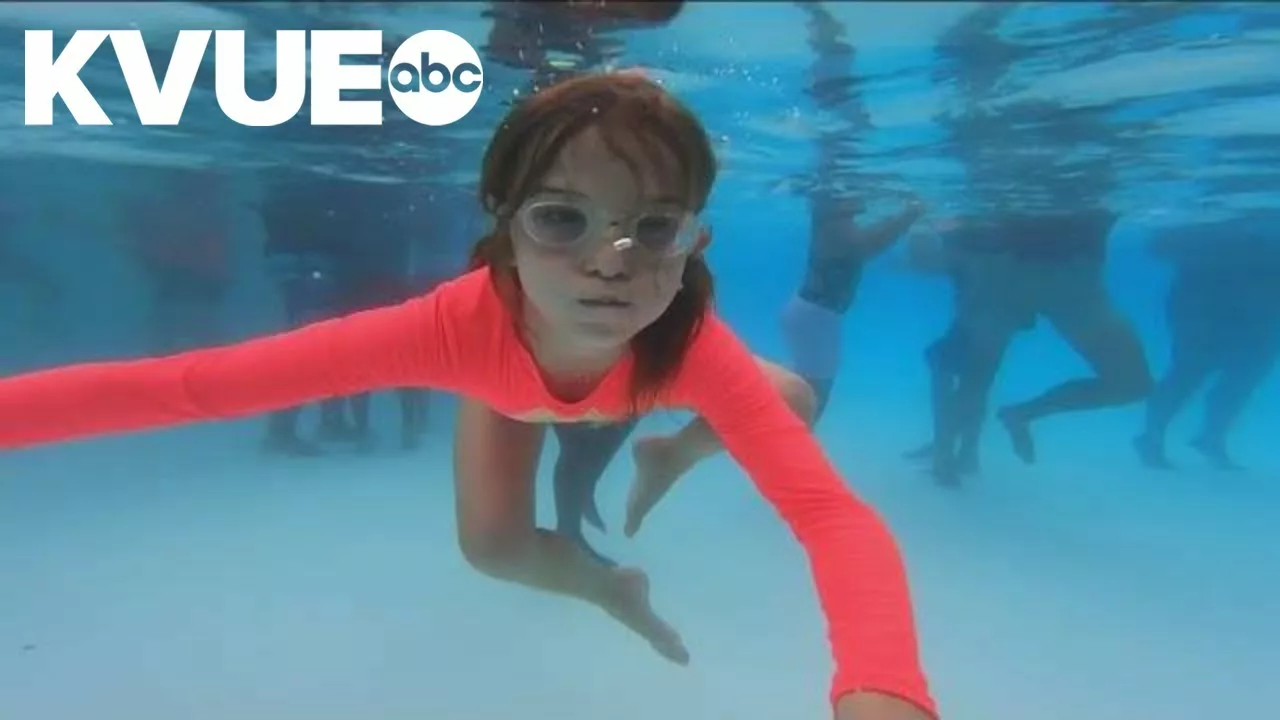 Water Parks in Texas Participate in ‘World’s Largest Swim Lesson’ | KVUE