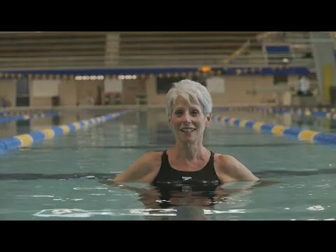 How Swimming Changed the Life of an 82-Year-Old Woman | KHOU 11