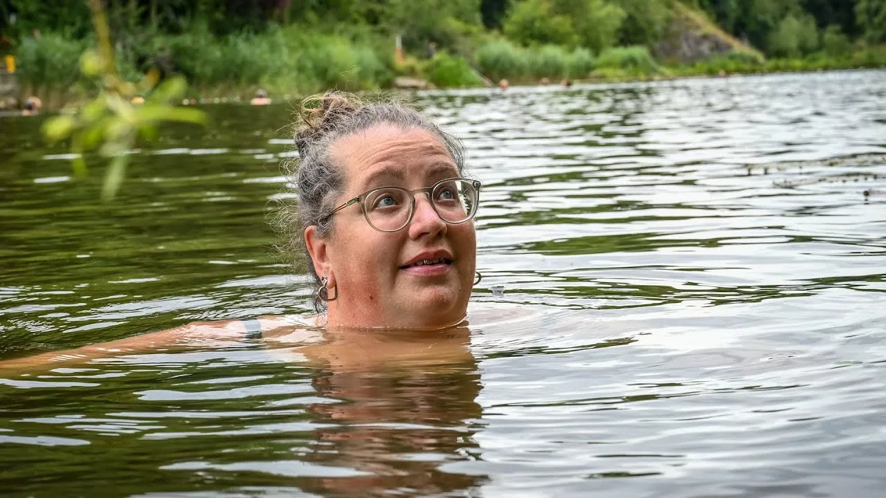 Woman “Prescribed” Cold Water Swimming To Treat Her Depression | SWNS